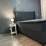 Alex Mnl Lux Free Parking D12 Апартаменти