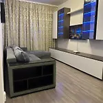 Апартаменти Alex Mnl Lux Free Parking D12 *
